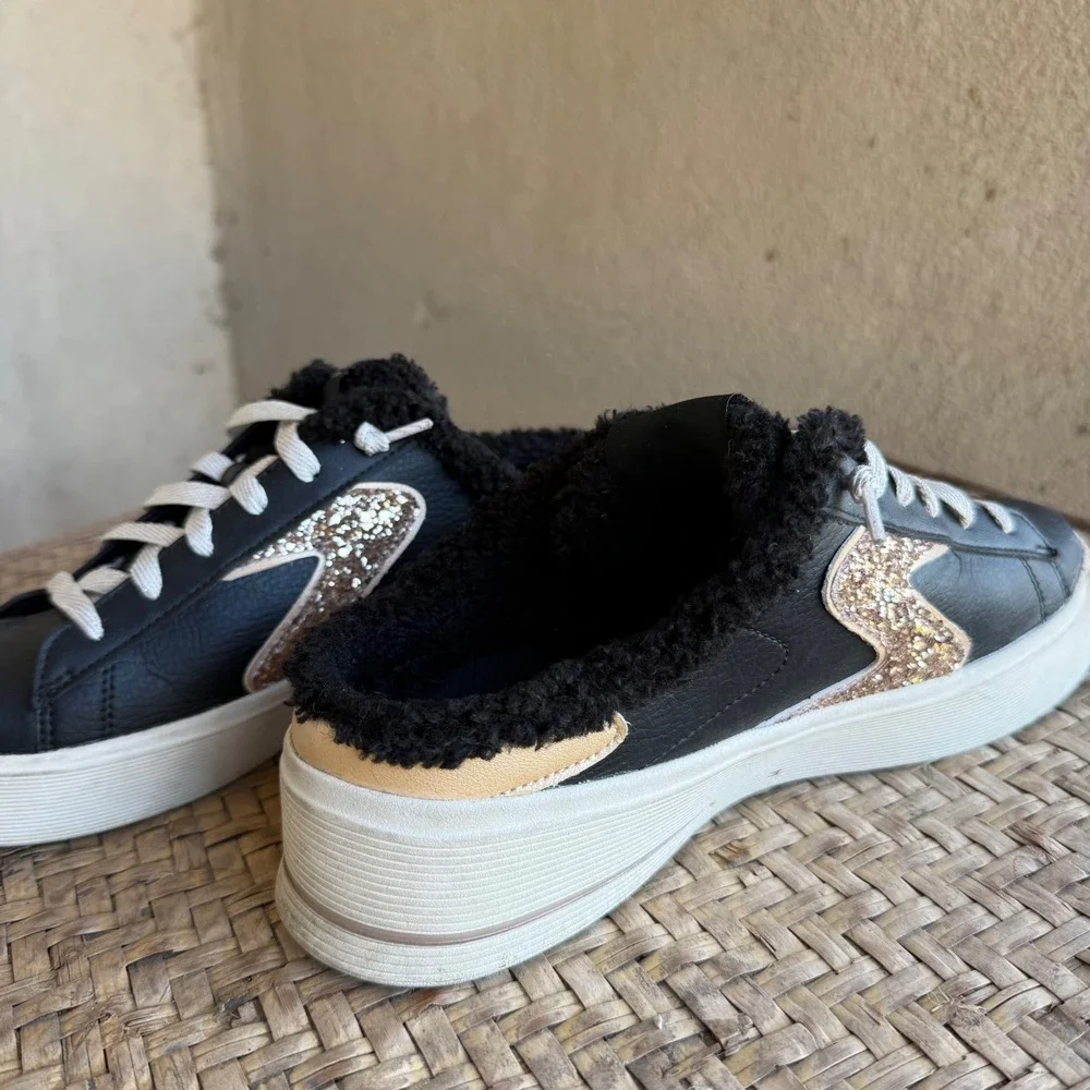 Skechers court classics